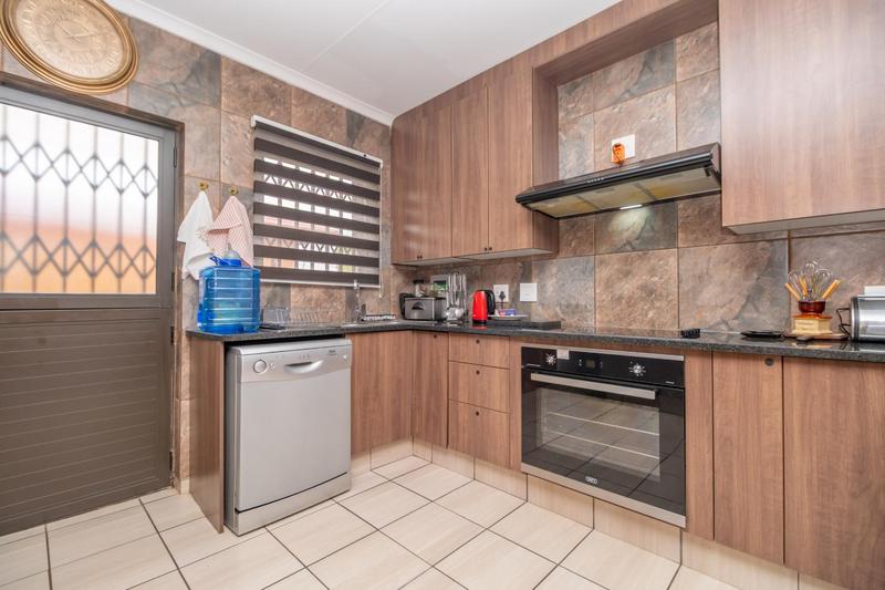 2 Bedroom Property for Sale in Krugersdorp North Gauteng