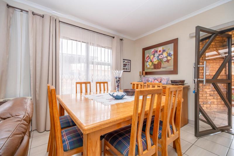 2 Bedroom Property for Sale in Krugersdorp North Gauteng