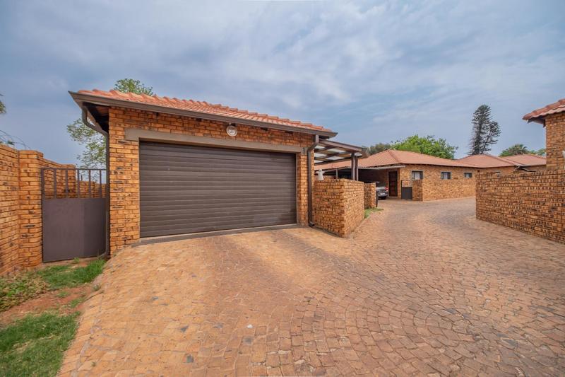 2 Bedroom Property for Sale in Krugersdorp North Gauteng