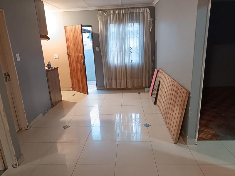 To Let 3 Bedroom Property for Rent in Windmill Park Gauteng