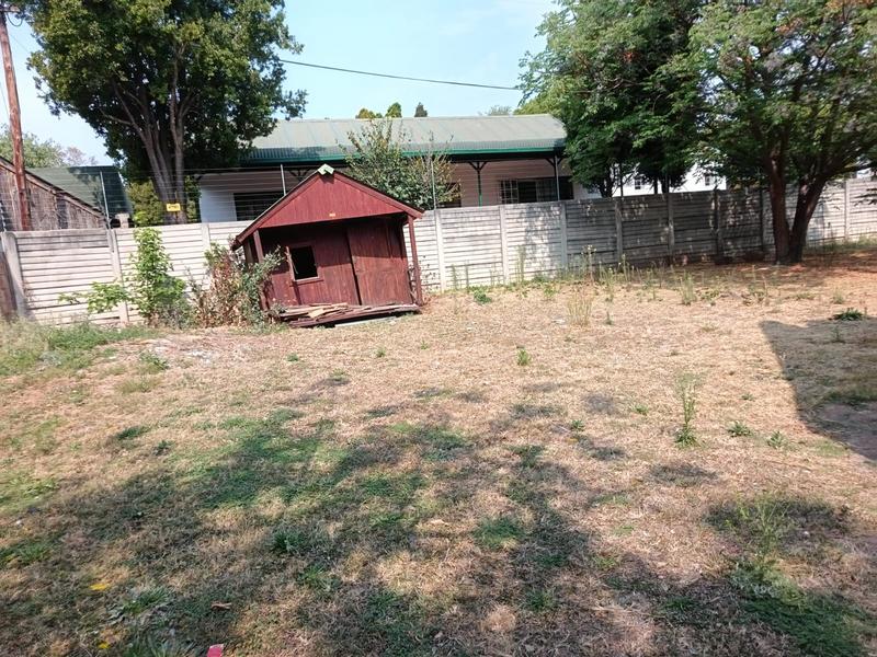 To Let 3 Bedroom Property for Rent in Vorna Valley Gauteng