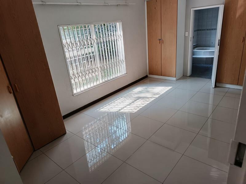 To Let 3 Bedroom Property for Rent in Vorna Valley Gauteng