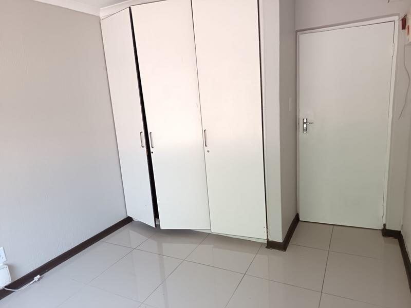 To Let 3 Bedroom Property for Rent in Vorna Valley Gauteng