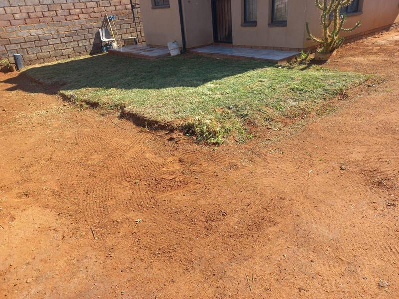 2 Bedroom Property for Sale in Protea Glen Gauteng