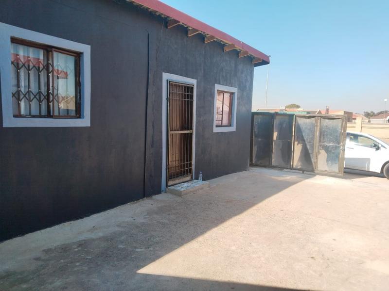 3 Bedroom Property for Sale in Vosloorus Ext 6 Gauteng