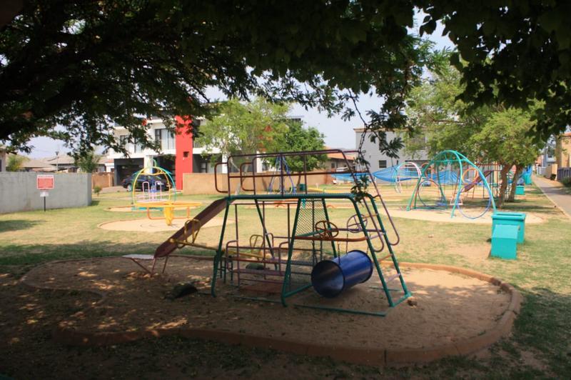 3 Bedroom Property for Sale in The Orchards Gauteng