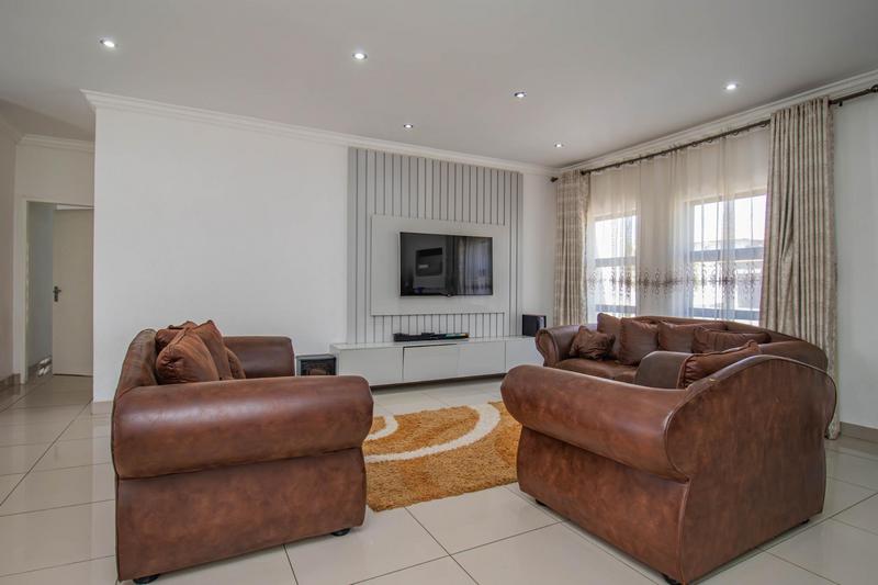 3 Bedroom Property for Sale in The Orchards Gauteng