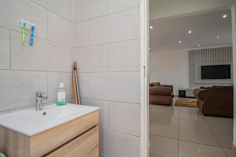 3 Bedroom Property for Sale in The Orchards Gauteng