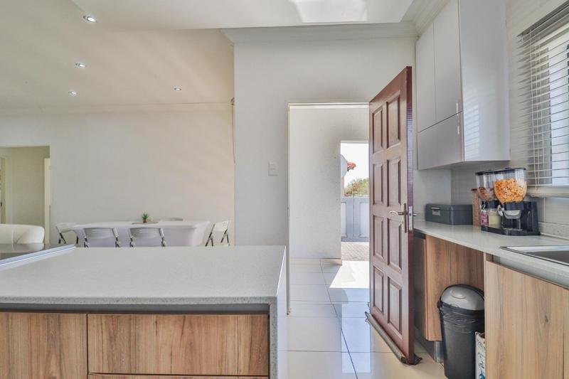 3 Bedroom Property for Sale in The Orchards Gauteng