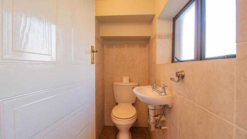 4 Bedroom Property for Sale in Glen Erasmia Gauteng