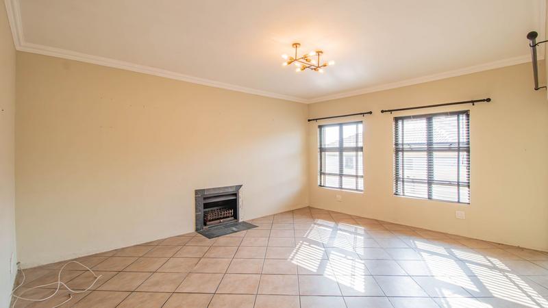 4 Bedroom Property for Sale in Glen Erasmia Gauteng