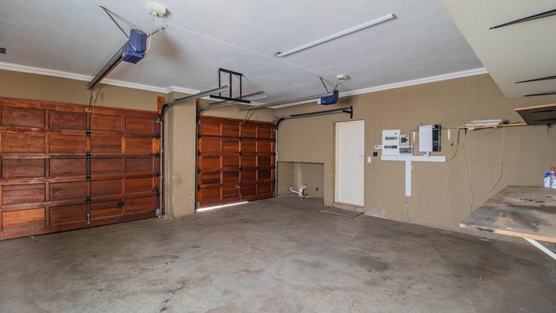 4 Bedroom Property for Sale in Glen Erasmia Gauteng