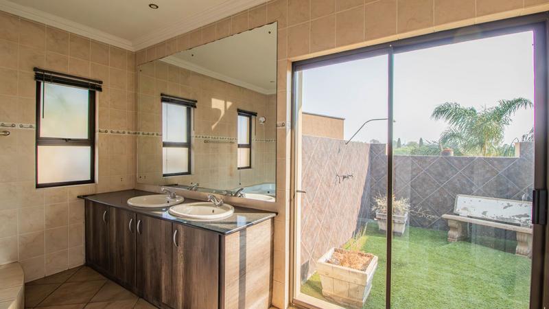 4 Bedroom Property for Sale in Glen Erasmia Gauteng