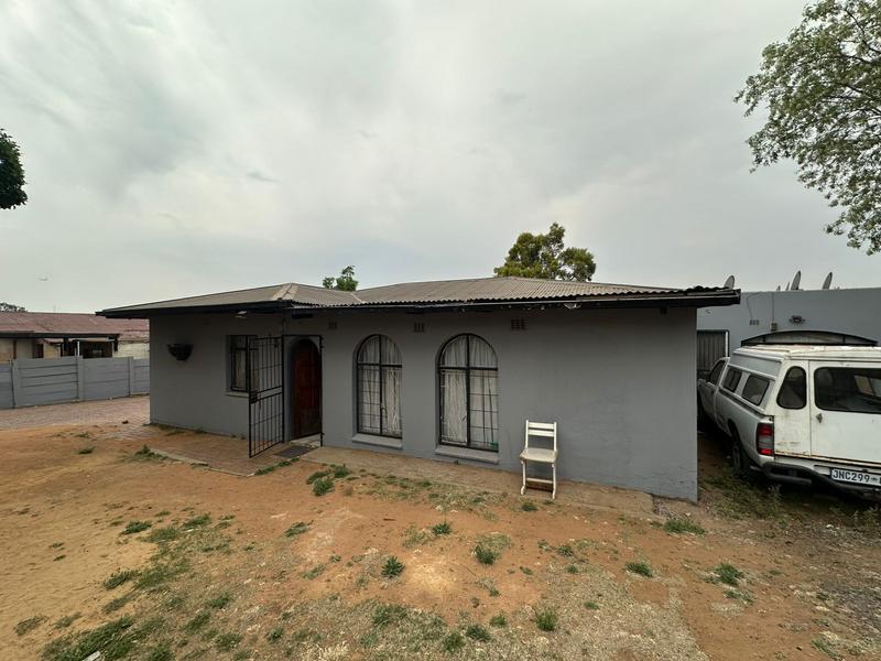 12 Bedroom Property for Sale in Tedstoneville Gauteng