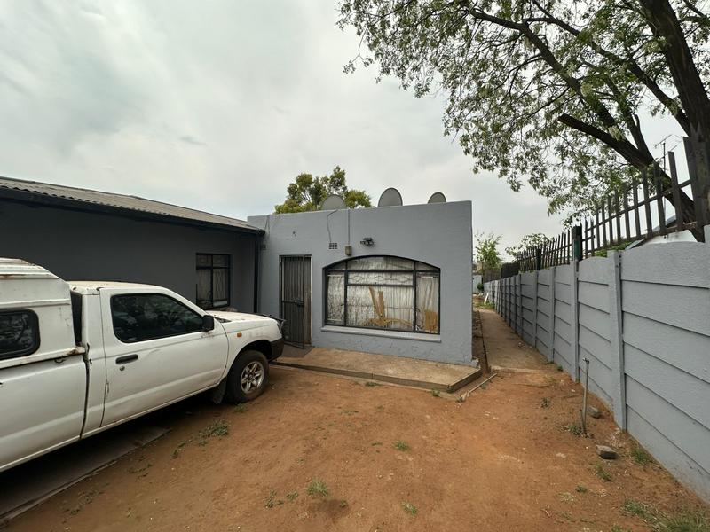 12 Bedroom Property for Sale in Tedstoneville Gauteng