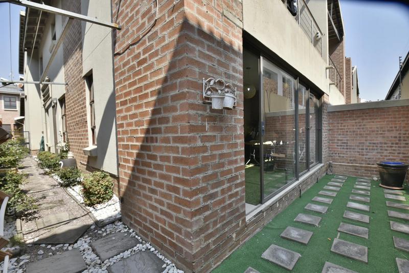 3 Bedroom Property for Sale in Ferndale Gauteng
