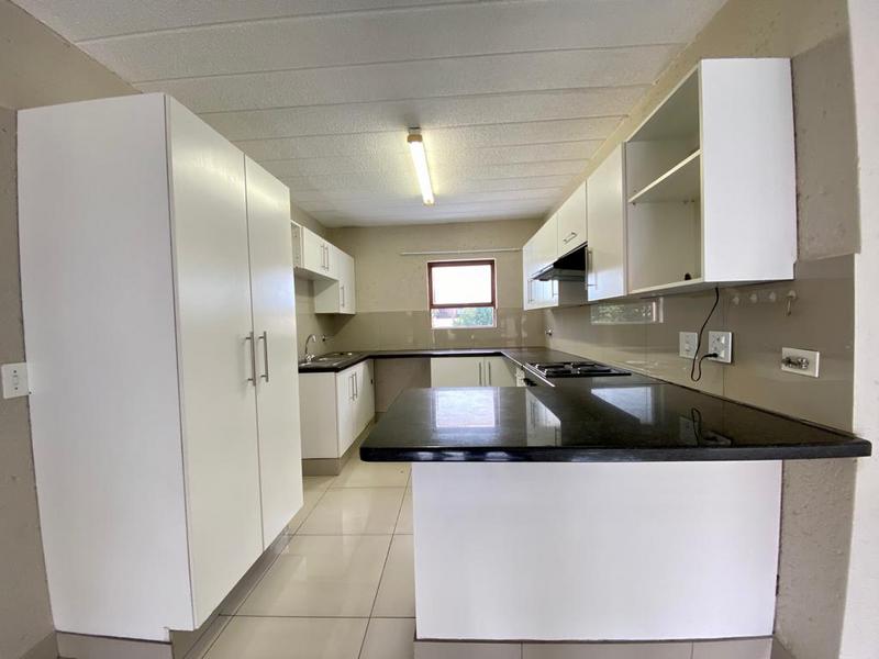 To Let 2 Bedroom Property for Rent in Morningside Gauteng