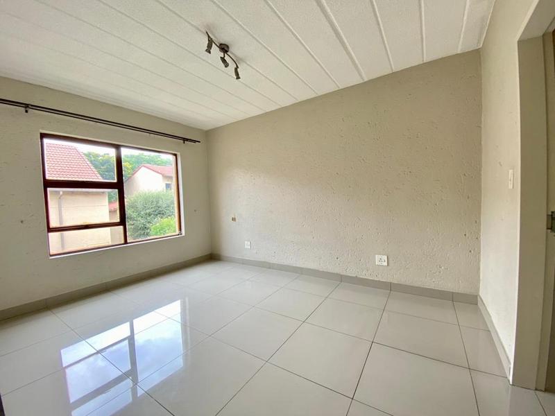 To Let 2 Bedroom Property for Rent in Morningside Gauteng