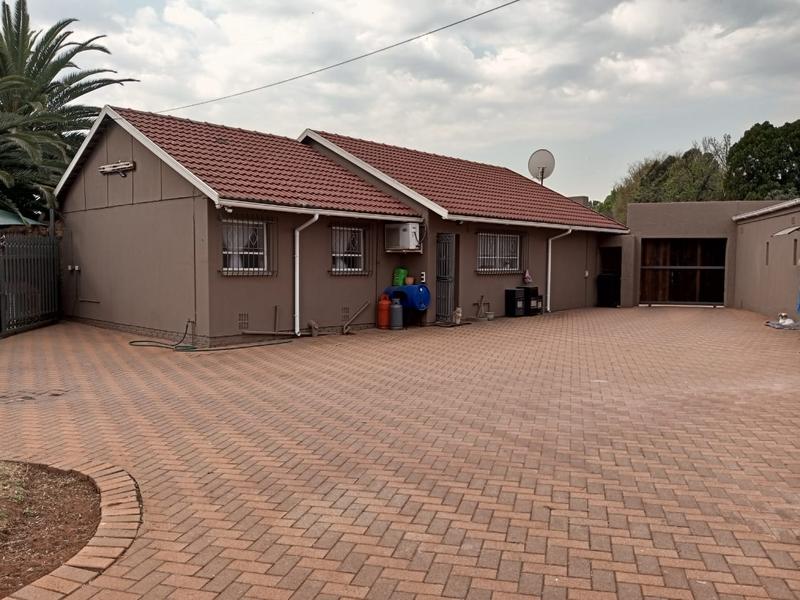3 Bedroom Property for Sale in Edelweiss Gauteng