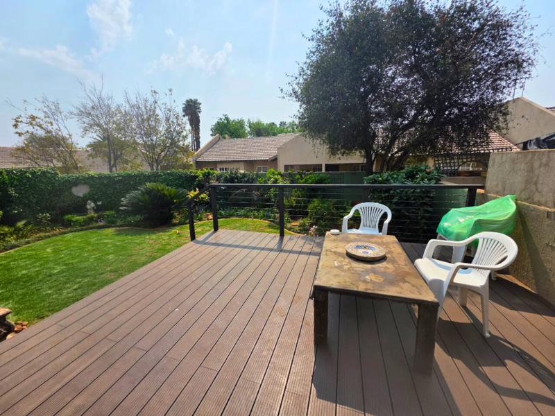 2 Bedroom Property for Sale in Glen Marais Gauteng