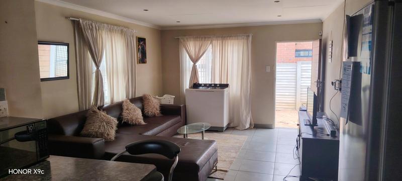 3 Bedroom Property for Sale in Mindalore Gauteng