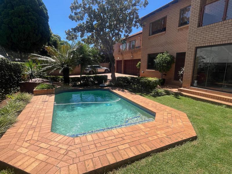 To Let 5 Bedroom Property for Rent in Waterkloof A H Gauteng