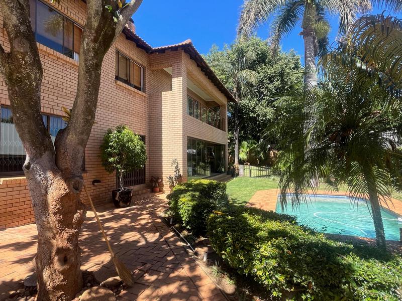 To Let 5 Bedroom Property for Rent in Waterkloof A H Gauteng