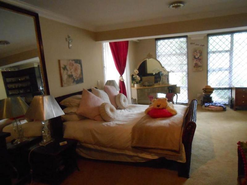 6 Bedroom Property for Sale in Waterkloof A H Gauteng