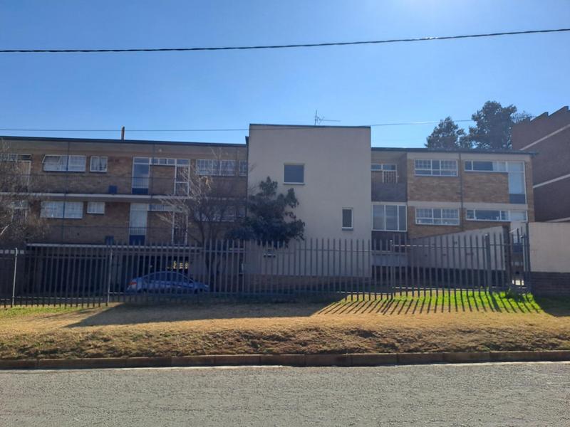 To Let 2 Bedroom Property for Rent in Florida Park Gauteng
