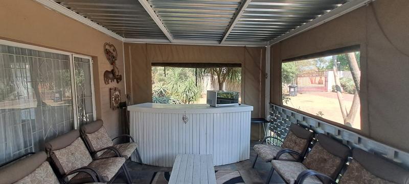 6 Bedroom Property for Sale in Lambton Gauteng