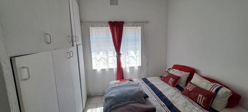 6 Bedroom Property for Sale in Lambton Gauteng