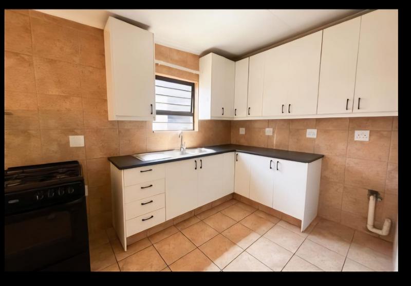 To Let 2 Bedroom Property for Rent in Marlands Gauteng