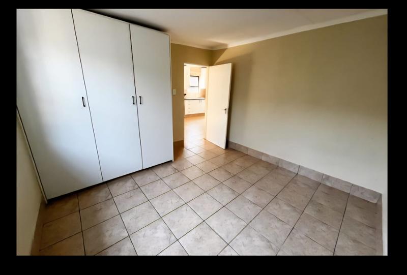 To Let 2 Bedroom Property for Rent in Marlands Gauteng