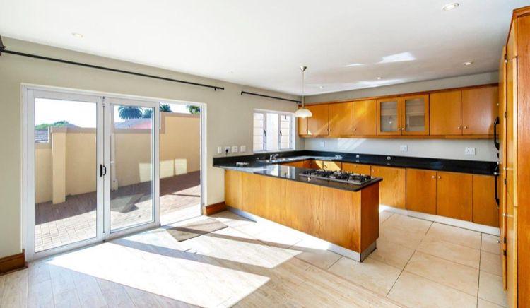 4 Bedroom Property for Sale in Kensington Gauteng