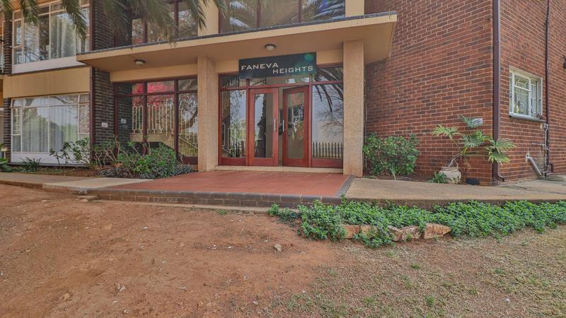 1 Bedroom Property for Sale in Eastleigh Ridge Gauteng