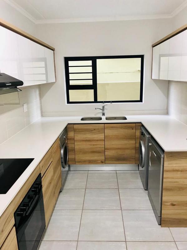 3 Bedroom Property for Sale in Waterfall Gauteng