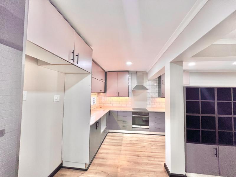 3 Bedroom Property for Sale in Cedar Creek Gauteng
