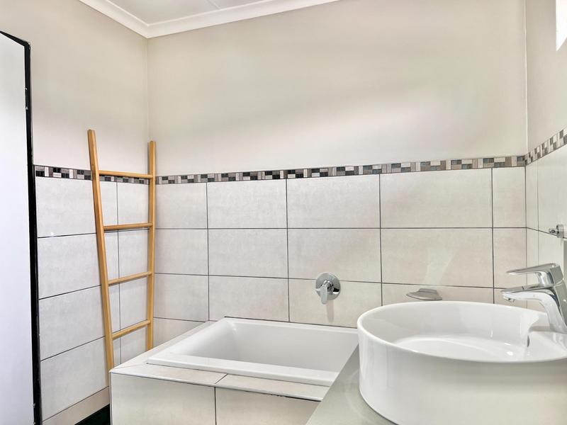 3 Bedroom Property for Sale in Cedar Creek Gauteng