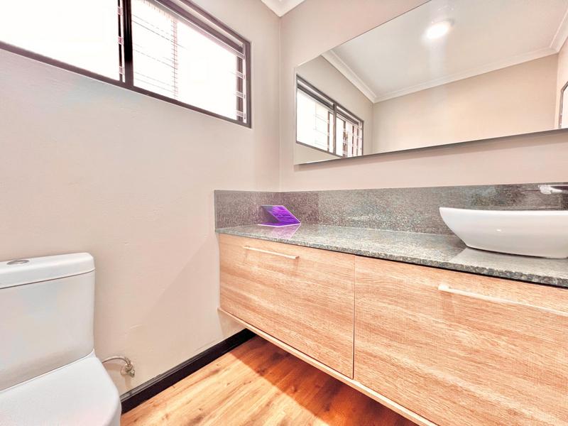 3 Bedroom Property for Sale in Cedar Creek Gauteng