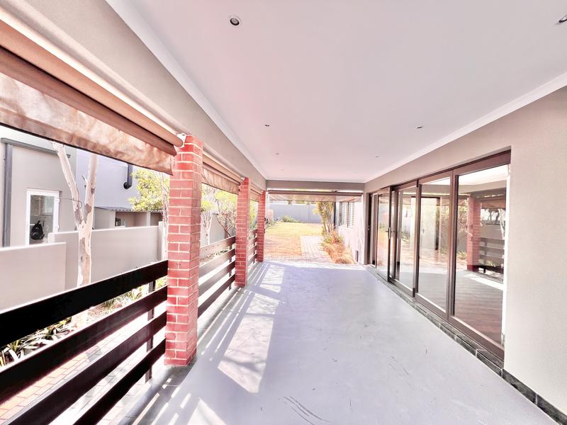 3 Bedroom Property for Sale in Cedar Creek Gauteng