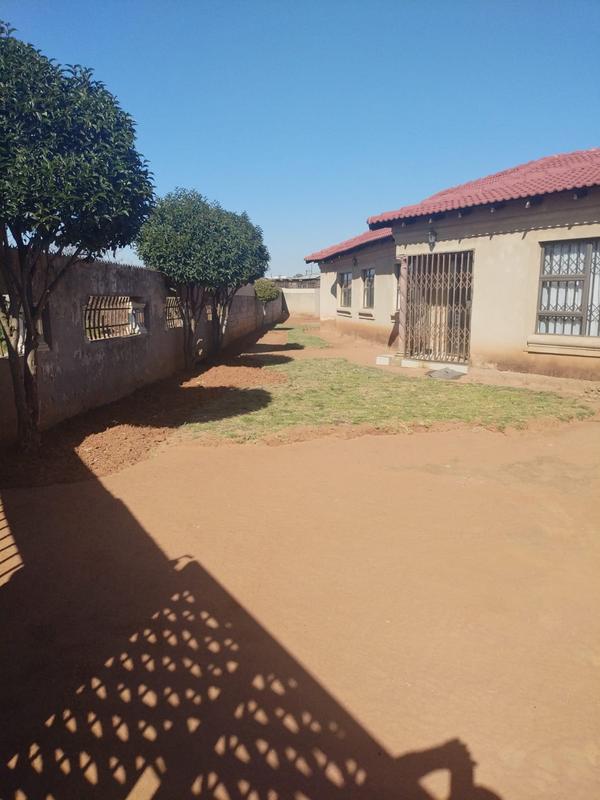 3 Bedroom Property for Sale in Buhle Park Gauteng