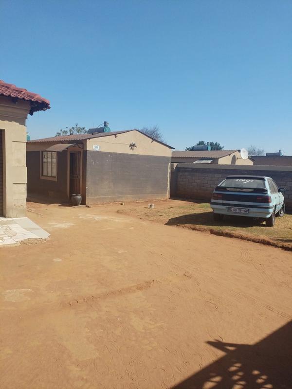 3 Bedroom Property for Sale in Buhle Park Gauteng