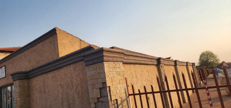 7 Bedroom Property for Sale in Maokeng Gauteng