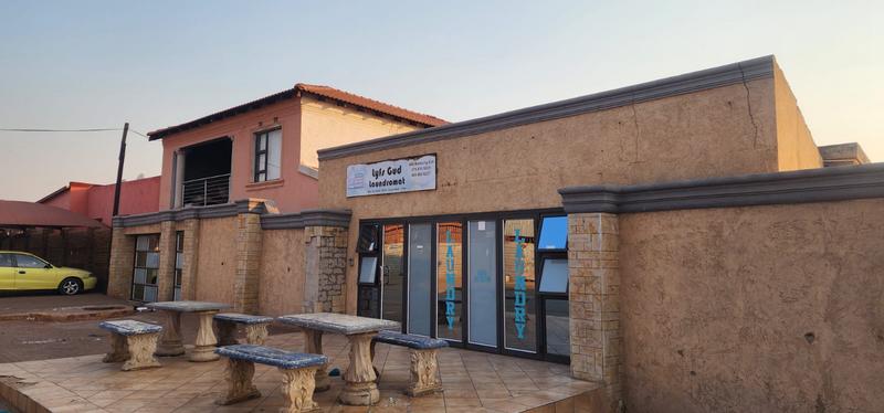 7 Bedroom Property for Sale in Maokeng Gauteng