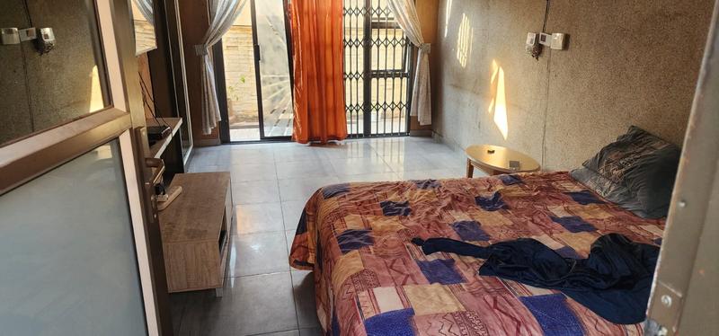7 Bedroom Property for Sale in Maokeng Gauteng