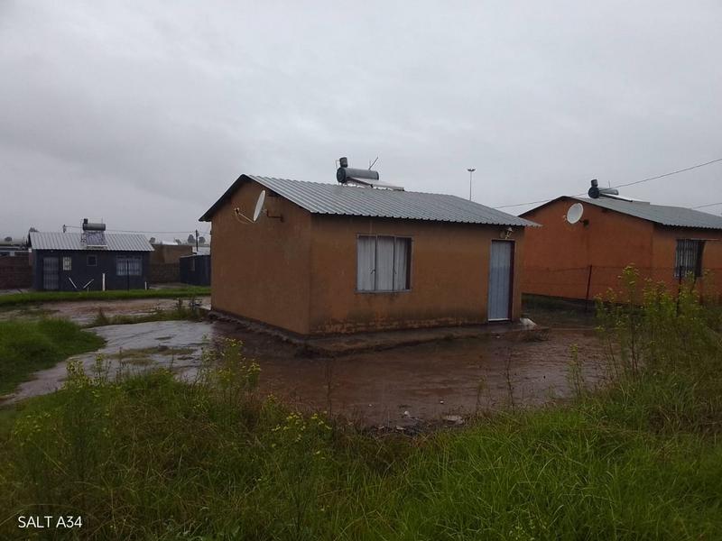 2 Bedroom Property for Sale in Masetjhaba View Gauteng