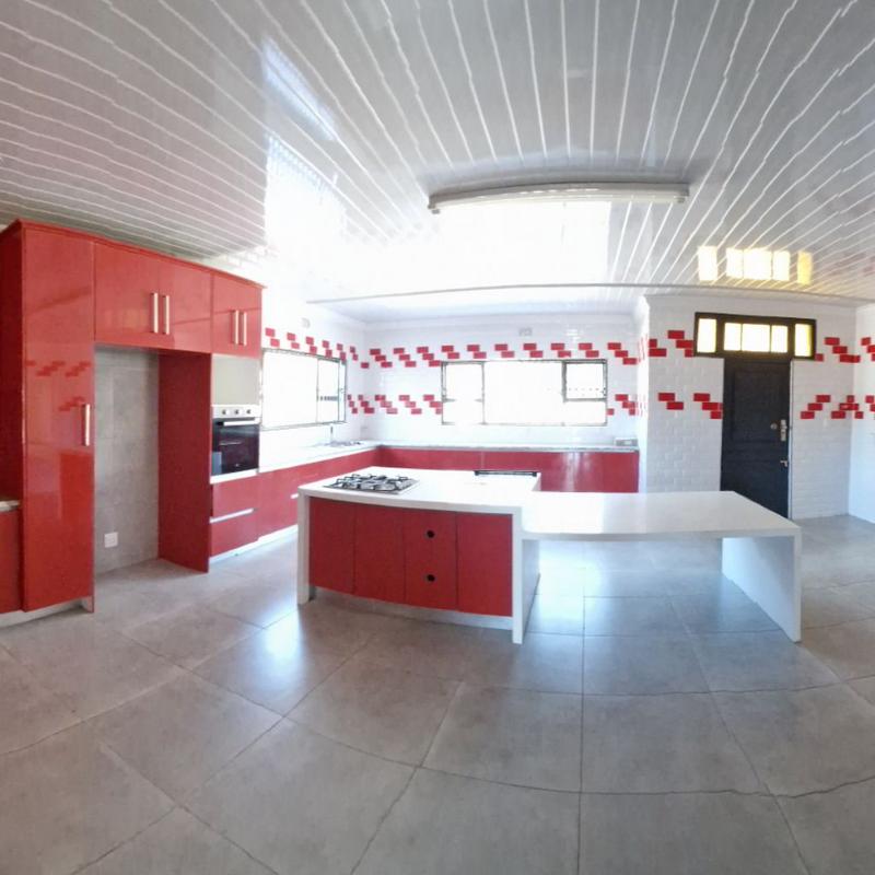 7 Bedroom Property for Sale in Sonneveld Gauteng