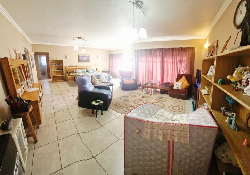 8 Bedroom Property for Sale in Sunward Park Gauteng