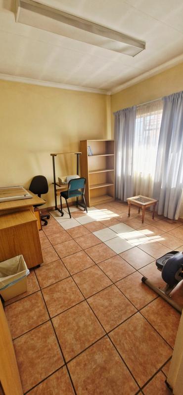 8 Bedroom Property for Sale in Sunward Park Gauteng