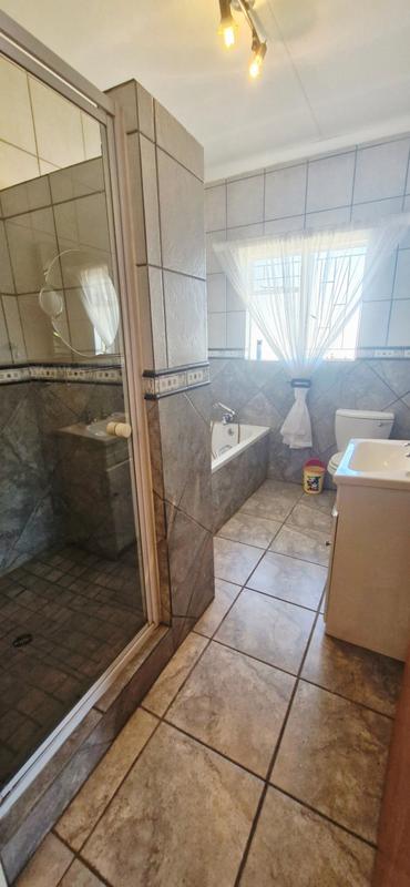 8 Bedroom Property for Sale in Sunward Park Gauteng